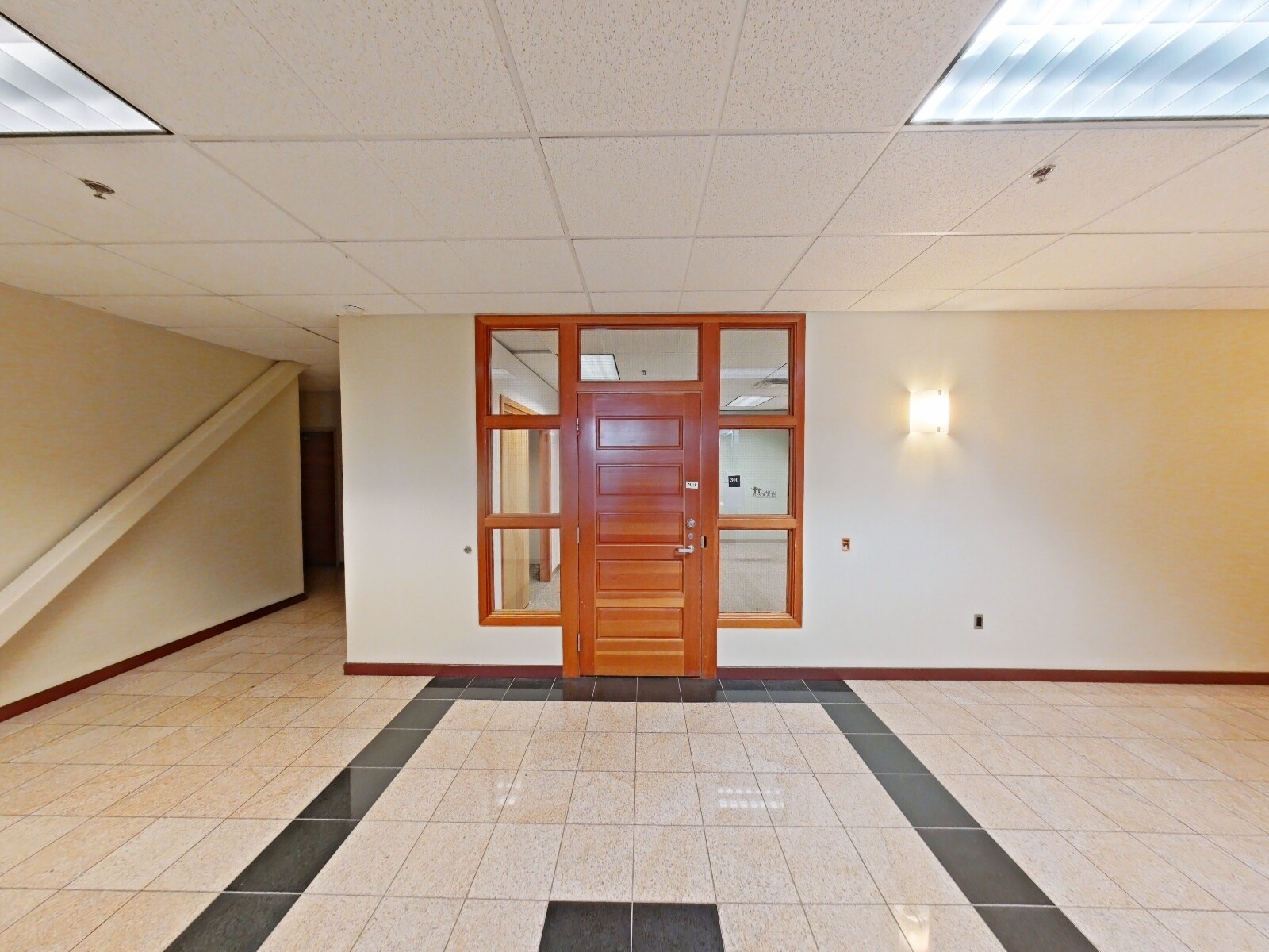 1225 S Weller St, Seattle, WA for lease Interior Photo- Image 1 of 7
