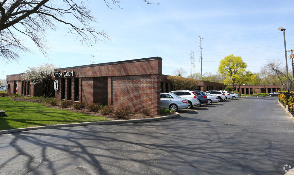 778 W Frontage Rd, Northfield, IL for lease - Building Photo - Image 2 of 5