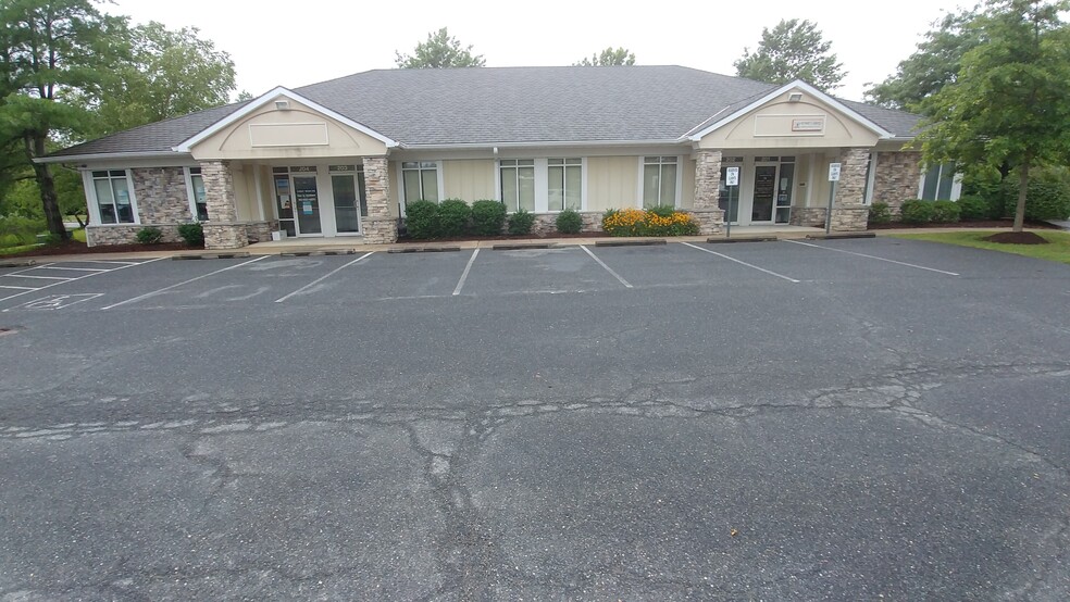 Office in Easton, MD for sale - Building Photo - Image 1 of 1