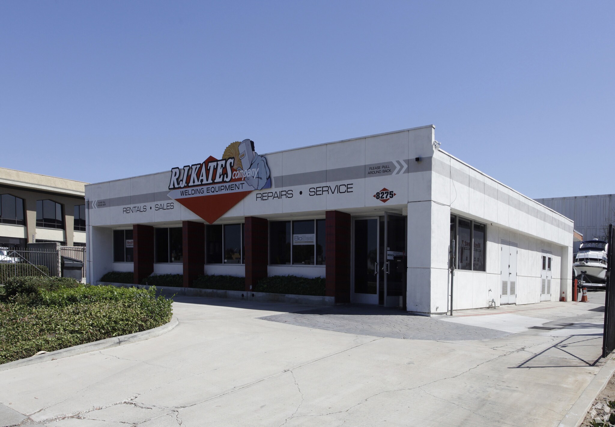 8275 Vickers St, San Diego, CA for sale Primary Photo- Image 1 of 1