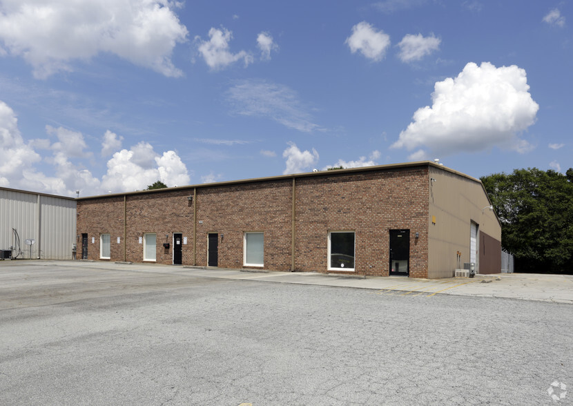 135 Industrial Way, Fayetteville, GA for sale - Primary Photo - Image 1 of 1