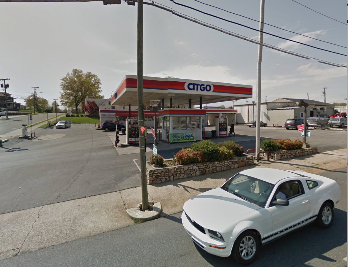 1708 Williamson Rd NE, Roanoke, VA 24012