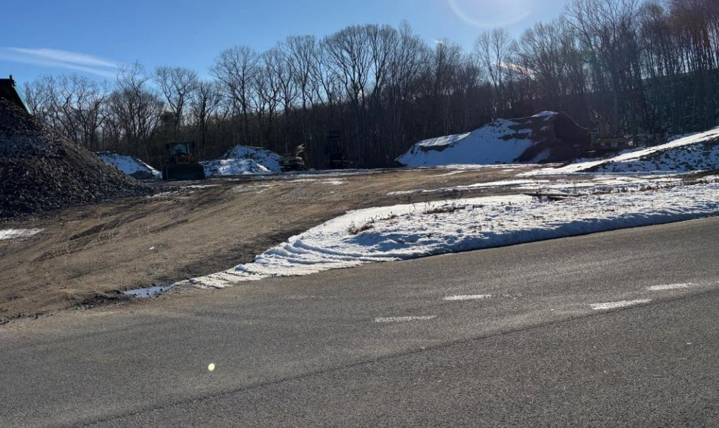 21 E Commerce Dr, Oxford, CT for sale Primary Photo- Image 1 of 2