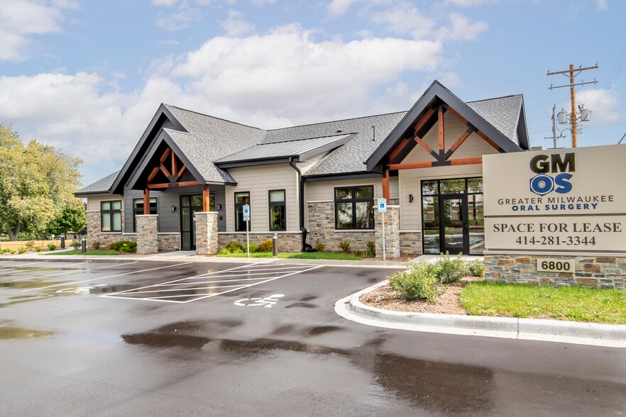 6810 W Layton Ave, Greenfield, WI for lease - Building Photo - Image 2 of 3