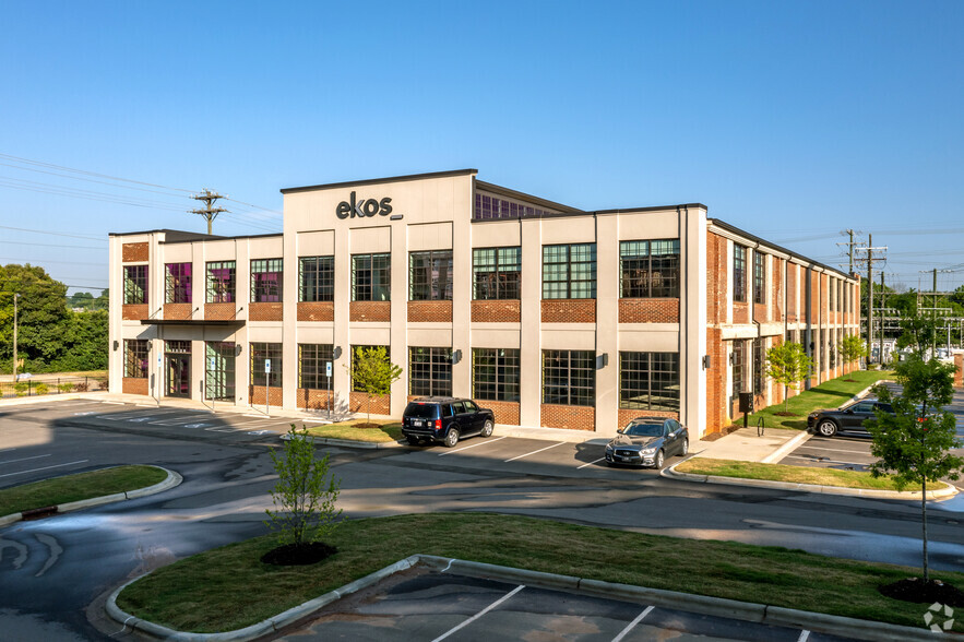 2500 N Brevard St, Charlotte, NC for lease - Building Photo - Image 1 of 10