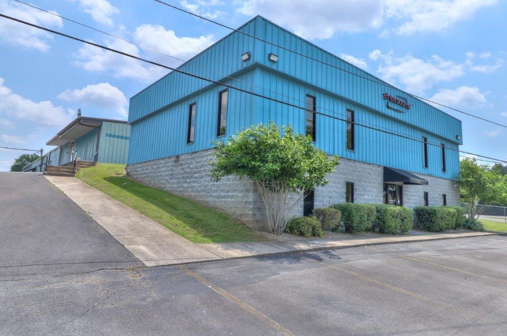 710 Blue Ribbon Pky, Shelbyville, TN for sale Primary Photo- Image 1 of 1