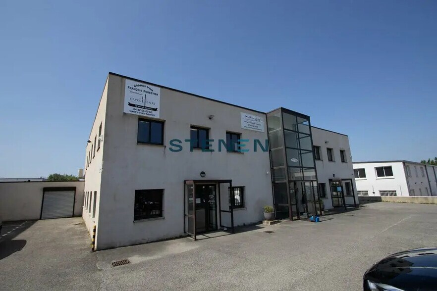 Office in Éguilles for lease - Building Photo - Image 1 of 7