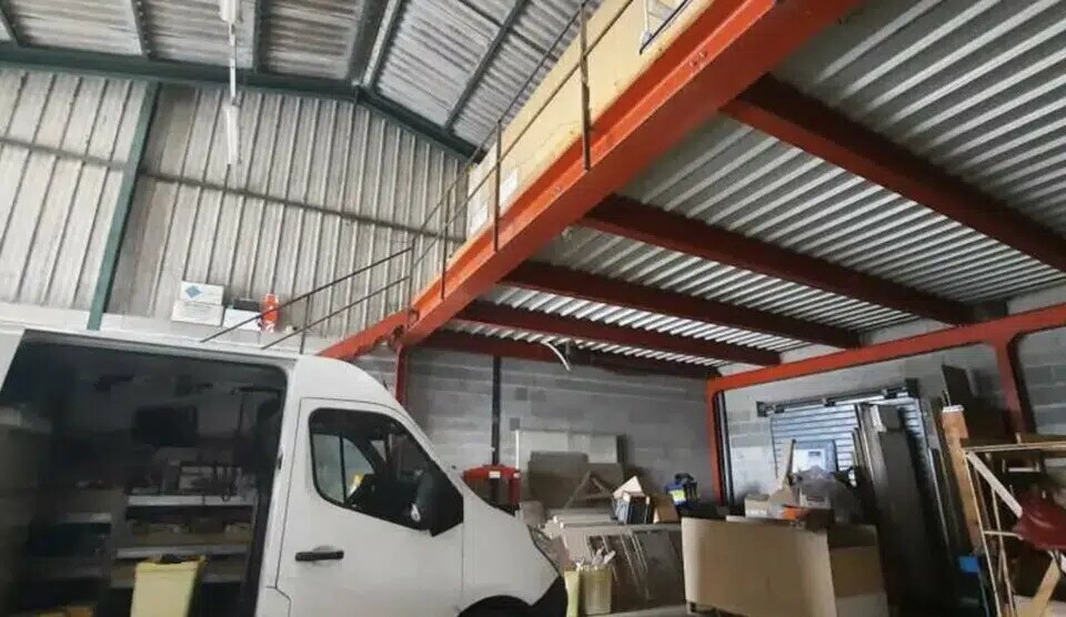 Flex in MARCILLY-D'AZERGUES for lease - Interior Photo - Image 3 of 8