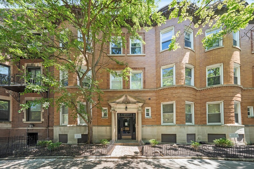 5437-5439 S Harper Ave, Chicago, IL for sale - Primary Photo - Image 1 of 11