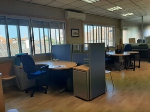 Office in Alcalá de Henares, Madrid for lease Interior Photo- Image 2 of 3