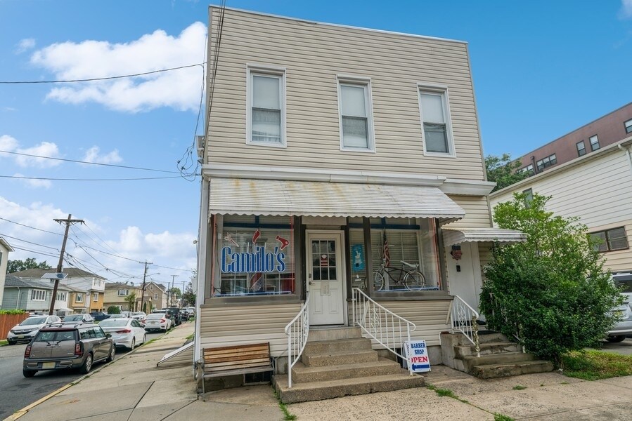 274 Centre Ave, Secaucus, NJ 07094 Retail for Sale
