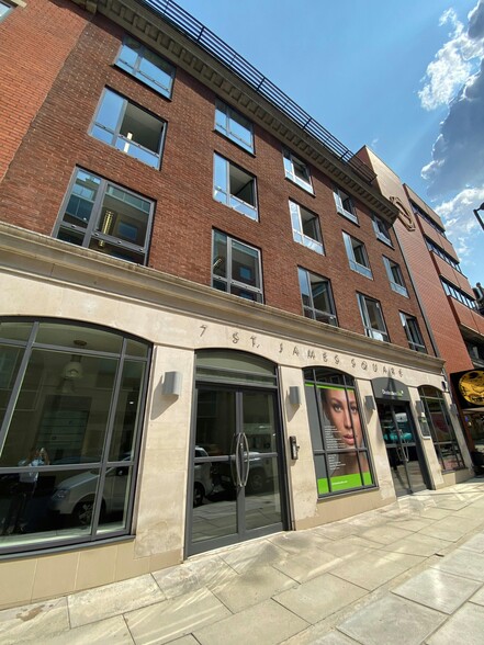 7 St James Sq, Manchester for lease - Building Photo - Image 1 of 10