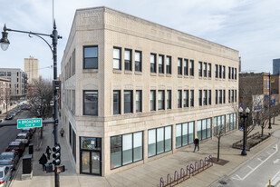 1025 W Sunnyside Ave, Chicago IL - Loft