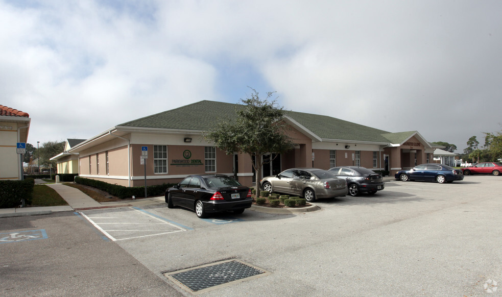 5214-5220 4th Avenue Cir E, Bradenton, FL for lease - Primary Photo - Image 1 of 2