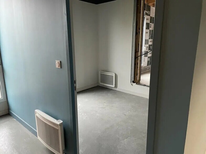 Office in Brest for sale - Interior Photo - Image 3 of 4