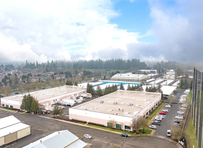 14010 NE 3rd Ct, Vancouver, WA for lease - Building Photo - Image 3 of 3