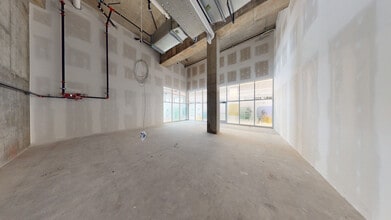 2615-2865 Ave Van Horne, Montréal, QC for lease Interior Photo- Image 2 of 4