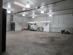 3211 Atlantic Dr, Port Huron, MI for lease Building Photo- Image 2 of 20