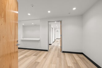 512 Westline Dr, Alameda, CA for lease Interior Photo- Image 1 of 14