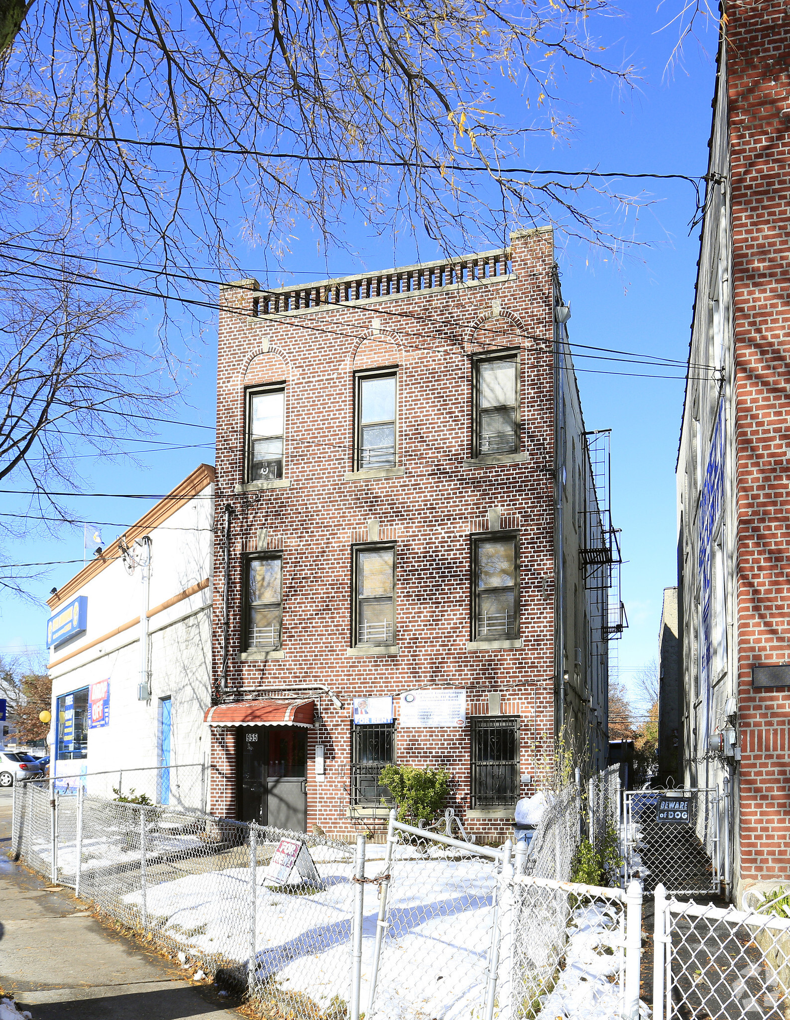 955 E 233rd St, Bronx, NY for sale Primary Photo- Image 1 of 1