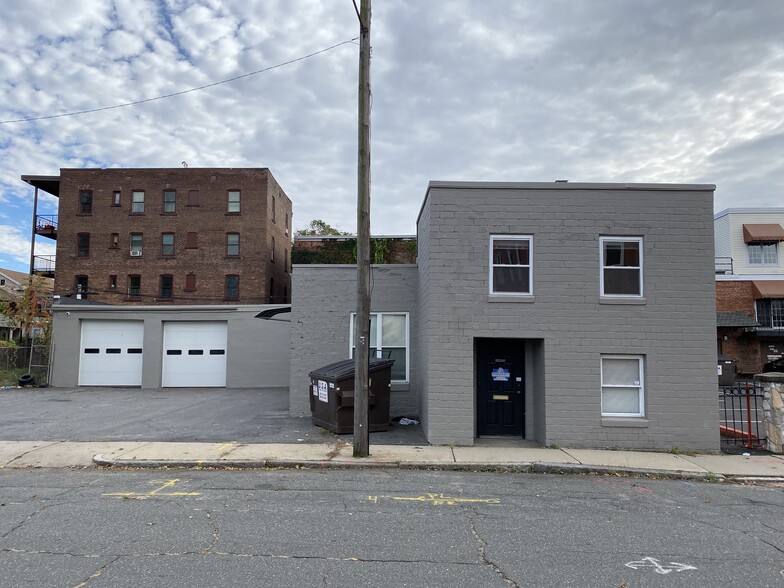 169 William St, Springfield, MA for sale - Building Photo - Image 1 of 1