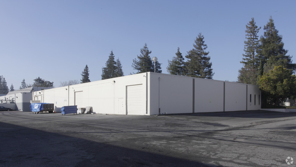 730-734 N Pastoria Ave, Sunnyvale, CA for lease - Building Photo - Image 3 of 4