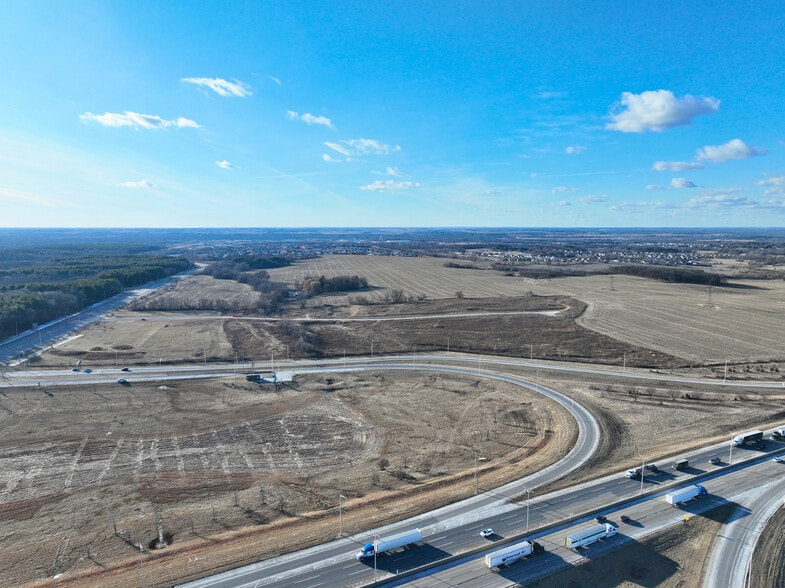 7294 W Lane Rd, Machesney Park, IL for lease - Building Photo - Image 3 of 4