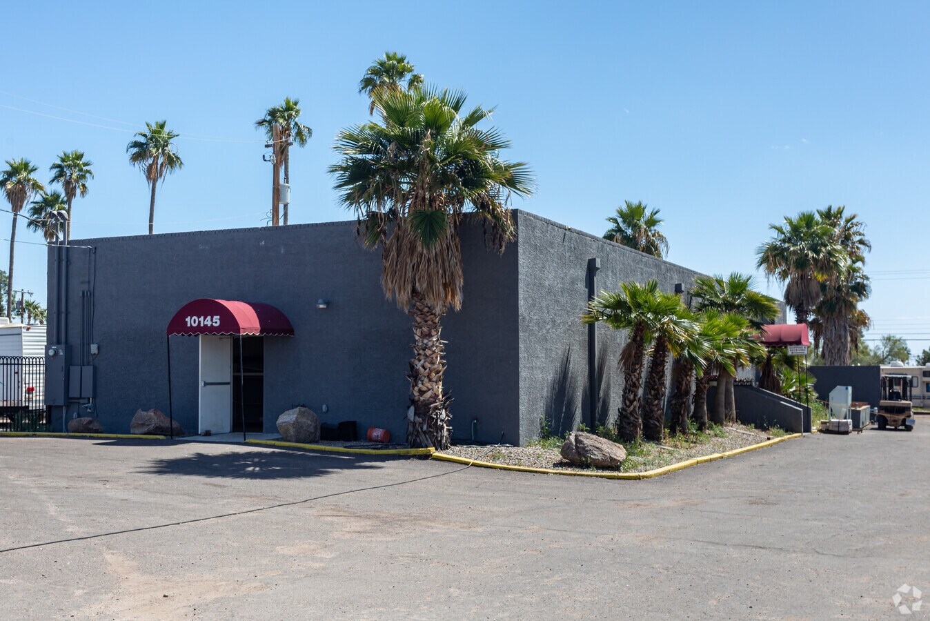 10145 E Apache Trl, Apache Junction, AZ 85120