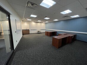 1720 Wyandotte St, Kansas City, MO for lease Interior Photo- Image 2 of 11