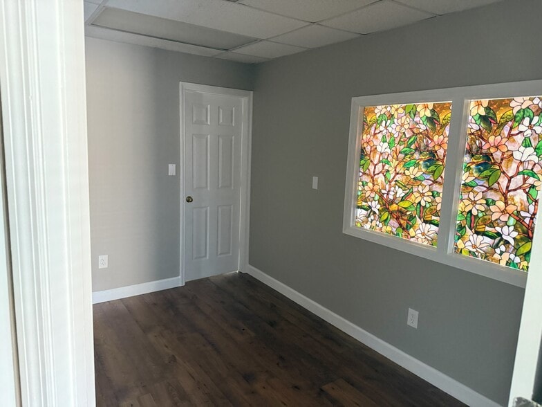 2307 W Andrew Johnson Hwy, Morristown, TN for lease - Building Photo - Image 2 of 11