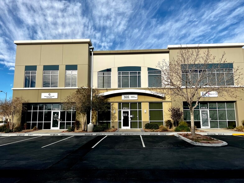 6765 S Eastern Ave, Las Vegas, NV for lease - Building Photo - Image 2 of 7