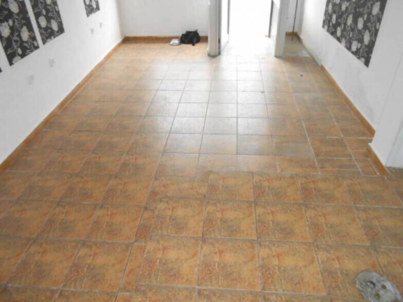 in Sant Vicenç de Castellet, Barcelona for sale - Building Photo - Image 1 of 1