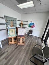 2300 Lohman's Crossing Rd, Lakeway, TX for lease Interior Photo- Image 1 of 3