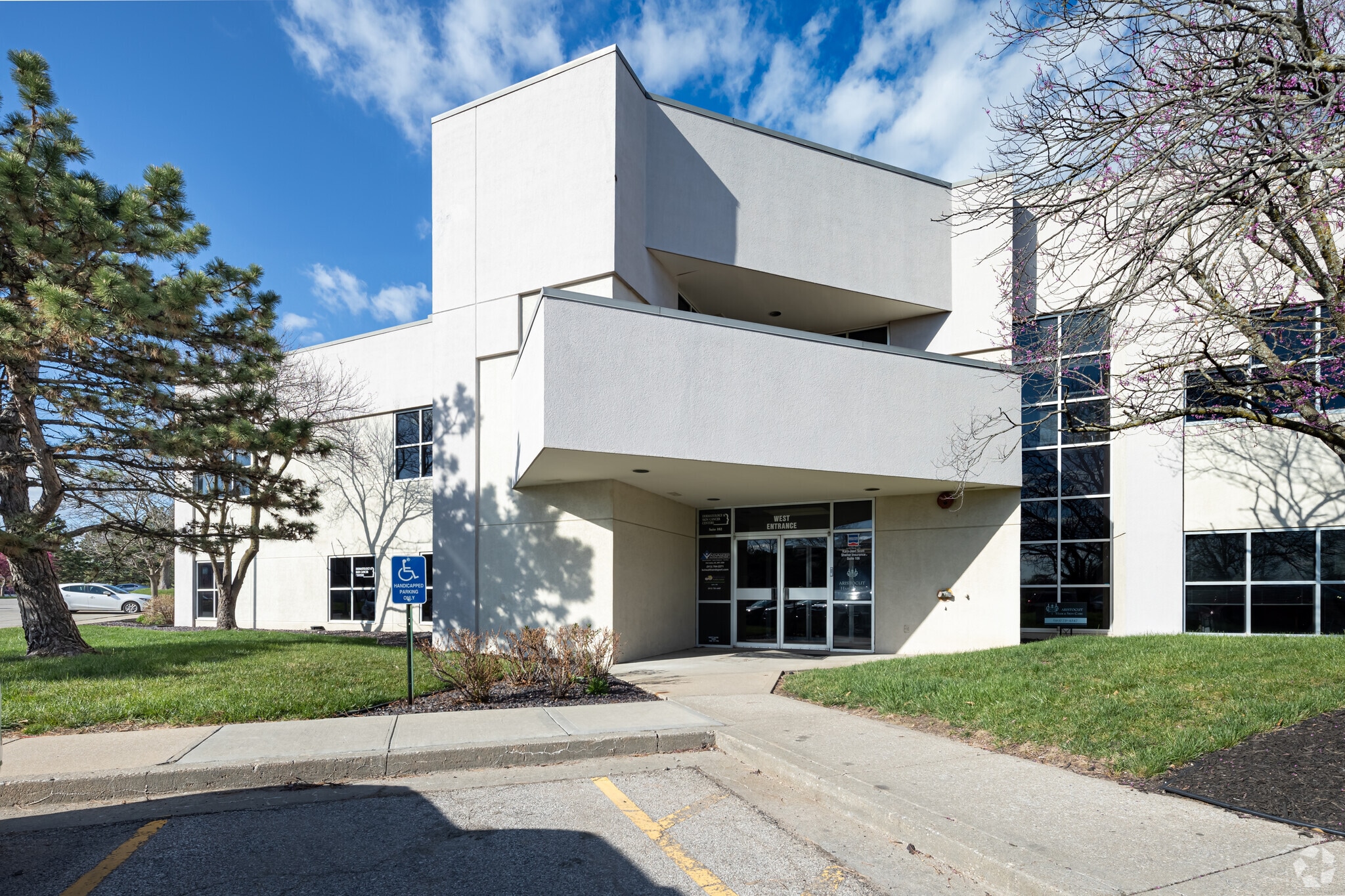 801 N Mur-Len Rd, Olathe, KS for lease Primary Photo- Image 1 of 9