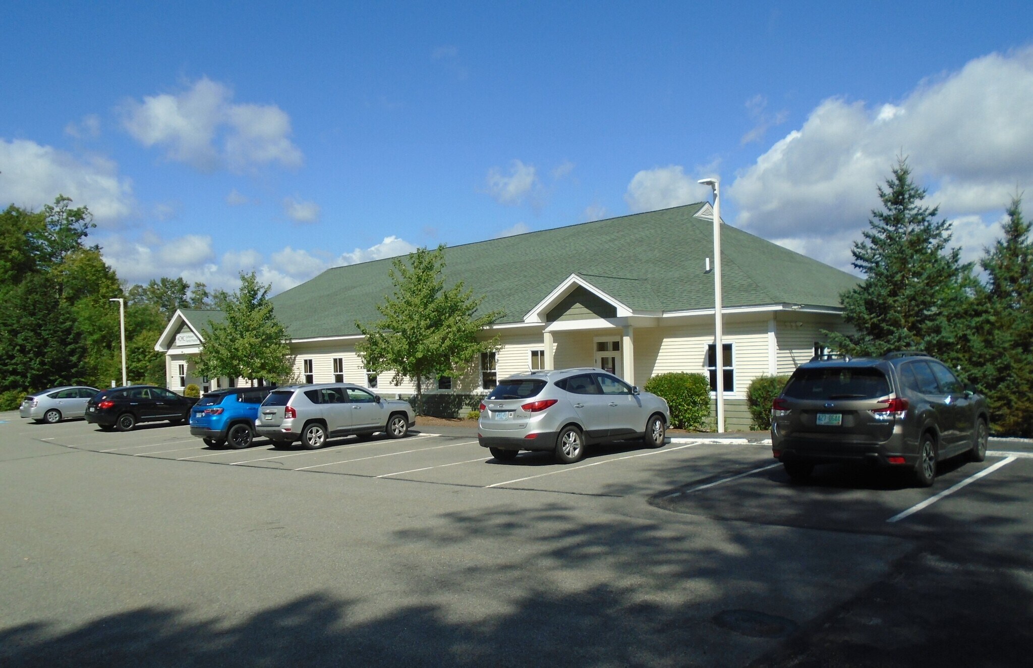 17 Tatro Dr, Goffstown, NH for sale Primary Photo- Image 1 of 1