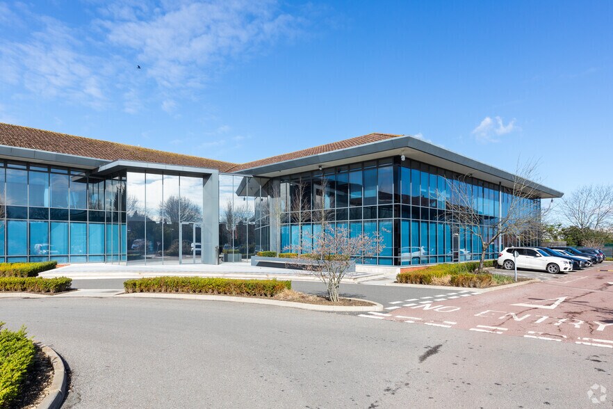 2 Basingstoke Rd, Reading, RG2 0JN Gainsborough House