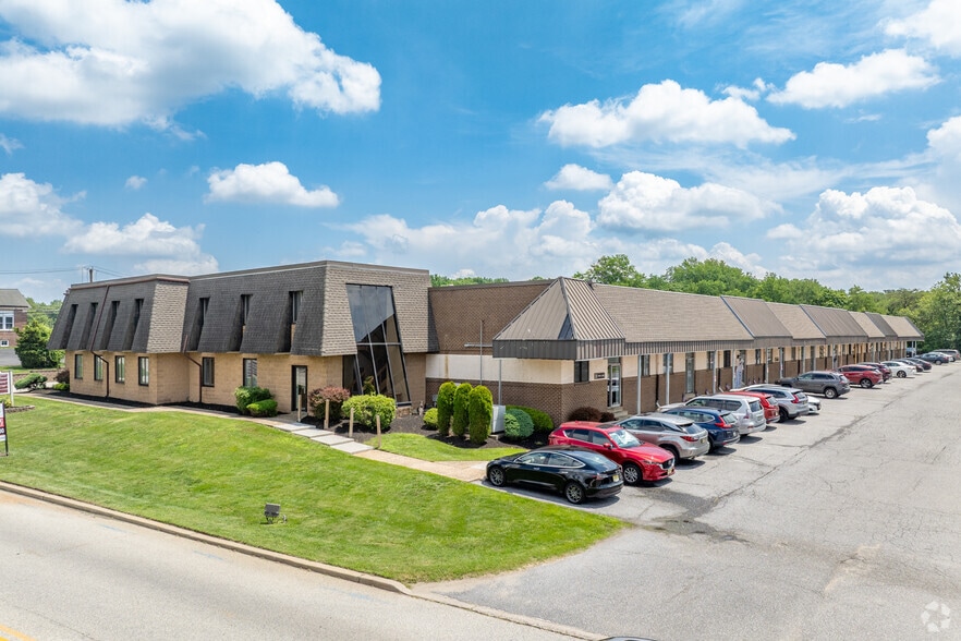 1165 Marlkress Rd, Cherry Hill, NJ for lease - Building Photo - Image 1 of 8
