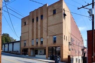 More details for 112 Church St, Elkin, NC - Office for Sale