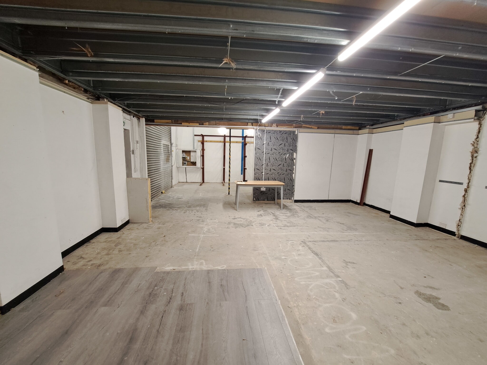 315 Drakemire Dr, Glasgow for lease Interior Photo- Image 1 of 5