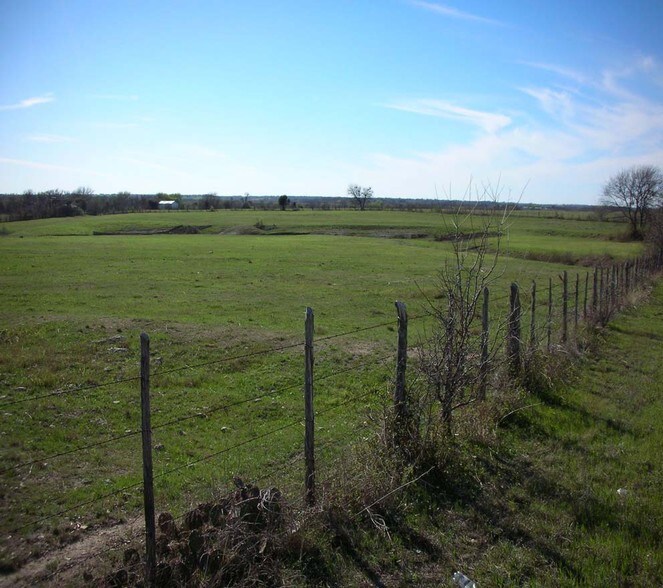 Old Troy Rd, Troy, TX for sale - Primary Photo - Image 1 of 1