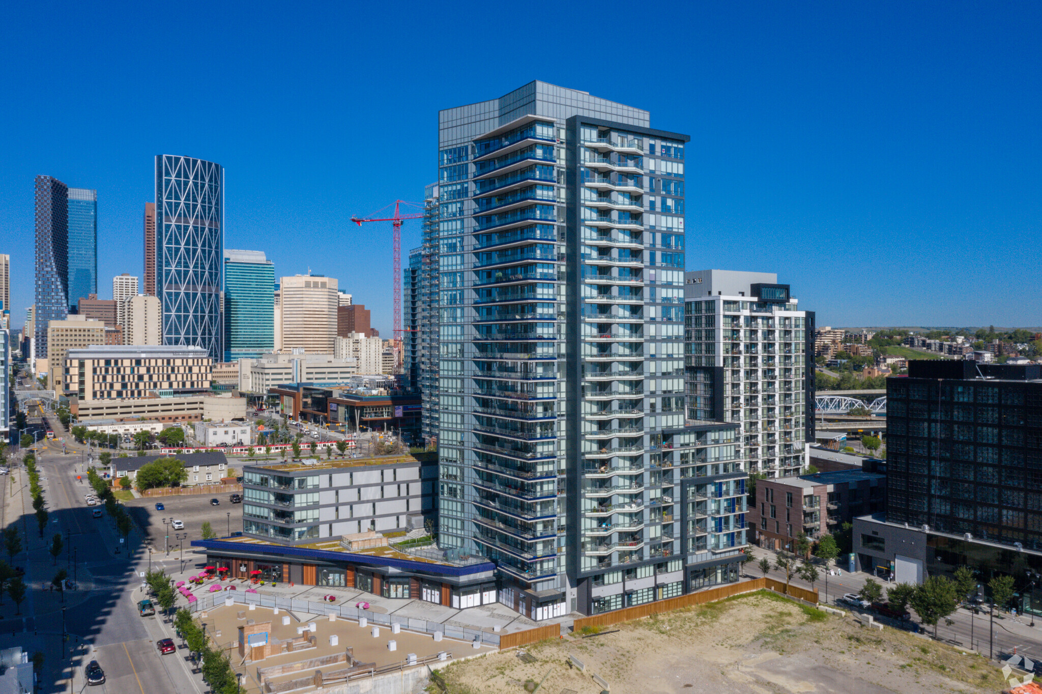 615 6th Ave SE, Calgary, AB for sale Primary Photo- Image 1 of 19