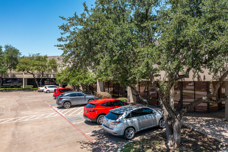 2025 Royal Ln, Dallas, TX for lease - Building Photo - Image 1 of 6