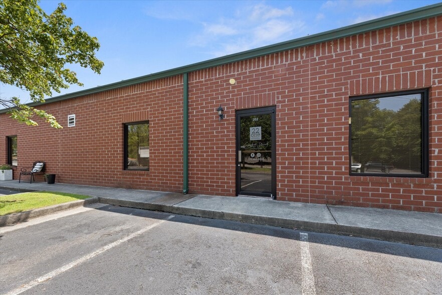 155 Heathersett Dr SW, Marietta, GA for lease - Building Photo - Image 3 of 5
