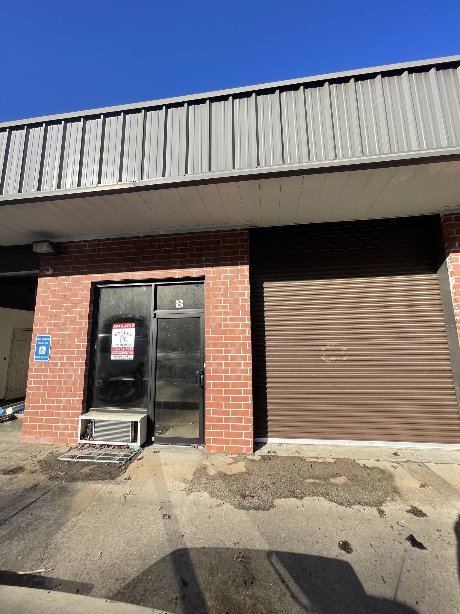 6170 Parkway North Dr, Cumming, GA for lease Building Photo- Image 1 of 10