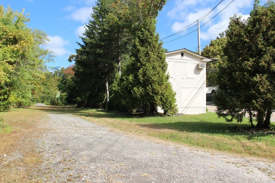 136 N Greeley Ave, Chappaqua, NY for sale - Building Photo - Image 3 of 5