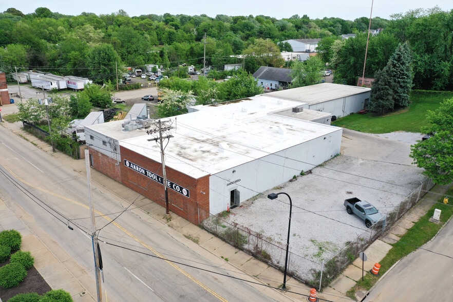 96 E Miller Ave, Akron, OH for sale - Building Photo - Image 2 of 27
