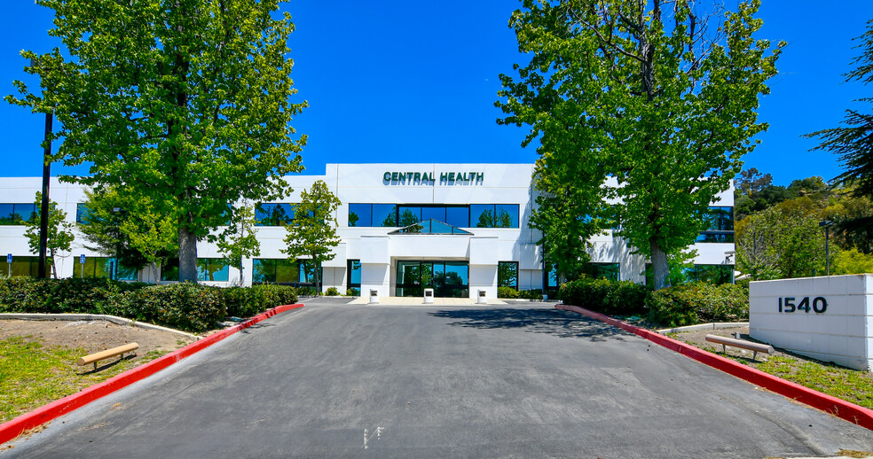 1540 Bridgegate Dr, Diamond Bar, CA for lease - Building Photo - Image 1 of 5