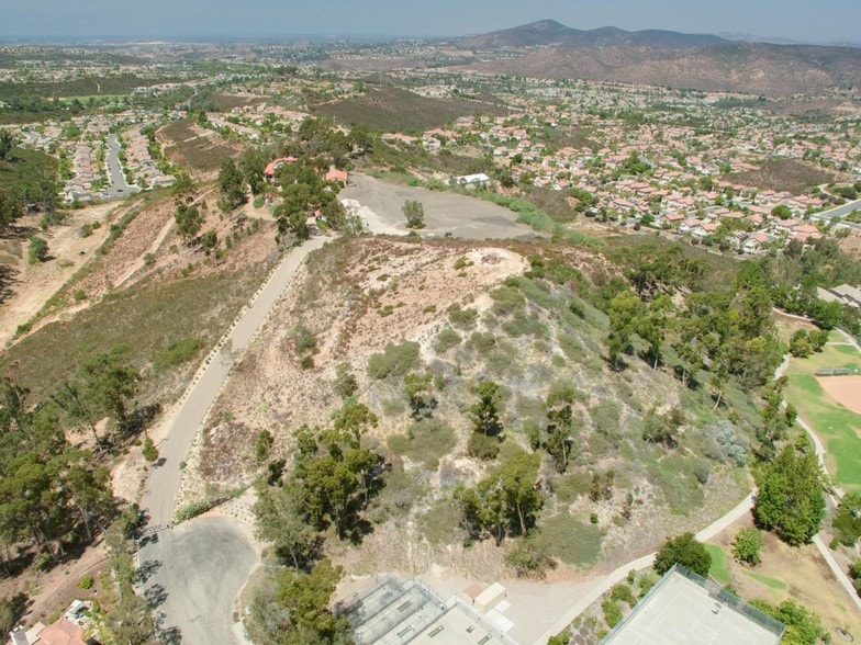 11495 Cypress Canyon Rd, San Diego, CA for sale - Building Photo - Image 3 of 25