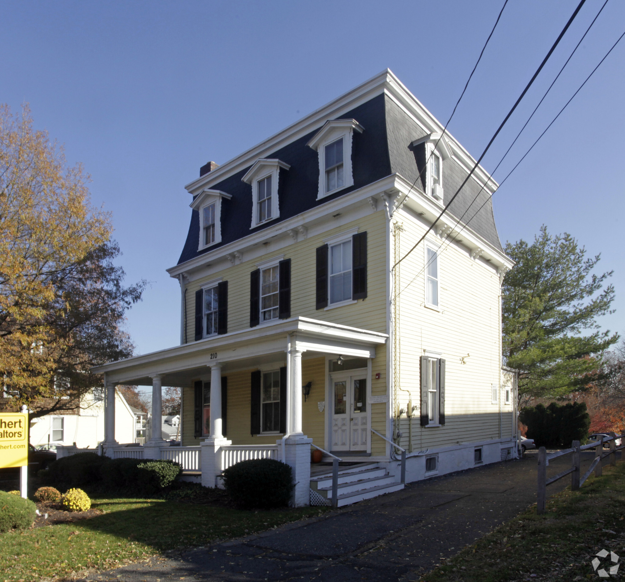 210 W Main St, Moorestown, NJ for lease Building Photo- Image 1 of 3