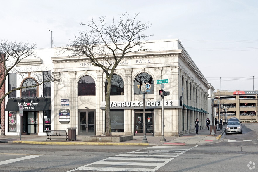 300-304 S Main St, Royal Oak, MI for lease - Building Photo - Image 1 of 10